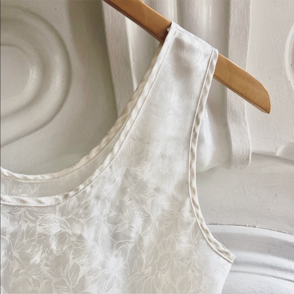 Vintage white silky tank